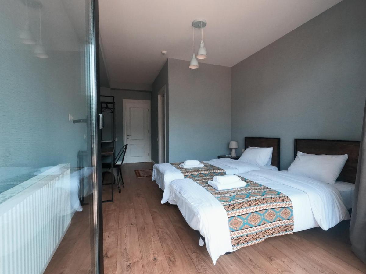 Capra Hotel Kazbegi Eksteriør billede