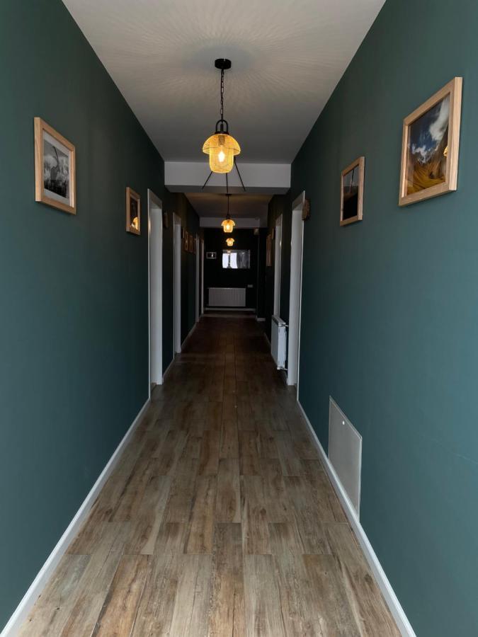 Capra Hotel Kazbegi Eksteriør billede